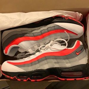 Nike Air Max 95 Essential size 11.5 Men
